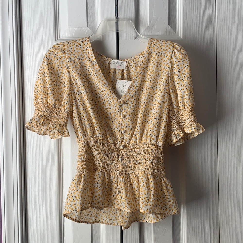 NWT Floral Blouse Shirt